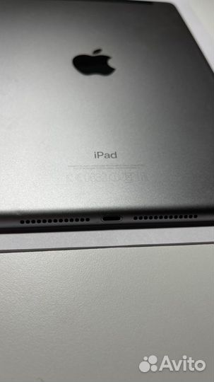 Apple iPad 5-го поколения 32гб