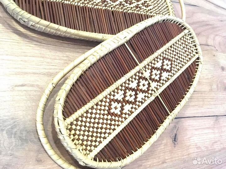 Подносы-подставки плетеные из соломки