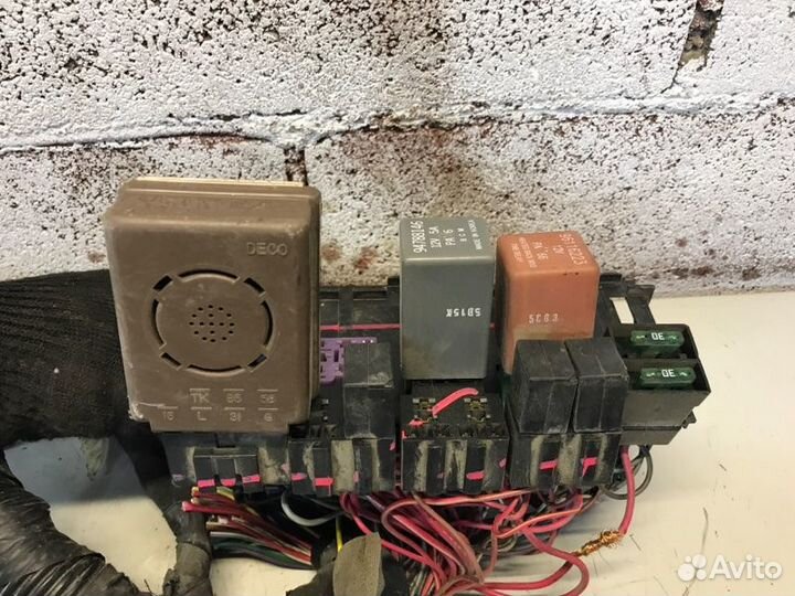 Блок предохранителей Daewoo Nexia седан 1.5 16