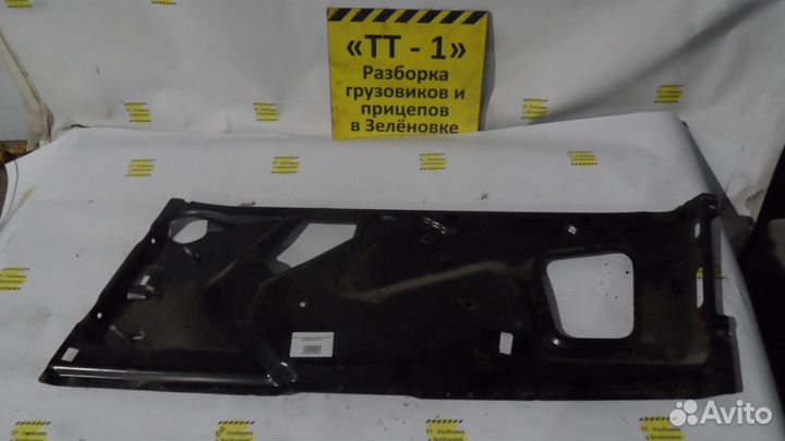 Панельдверипереднейправой mersedes 827397