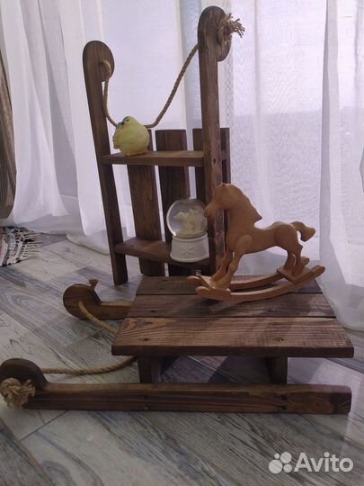 Санки декоративные