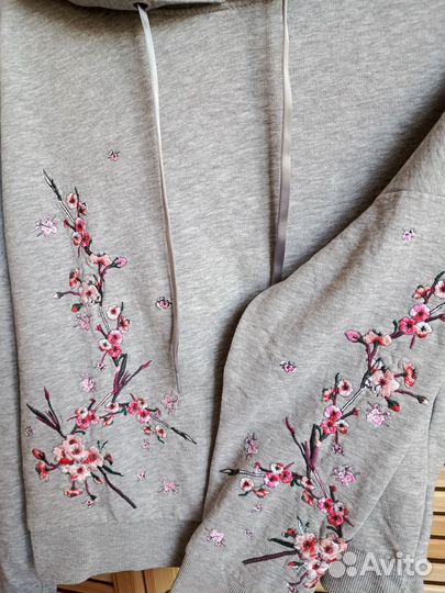 Толстовка Only M