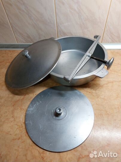 Сковорода алюминиевая литая тапа