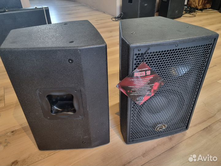 Акустические колонки с усилителем