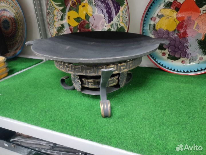 Садж чугунный с подставкой