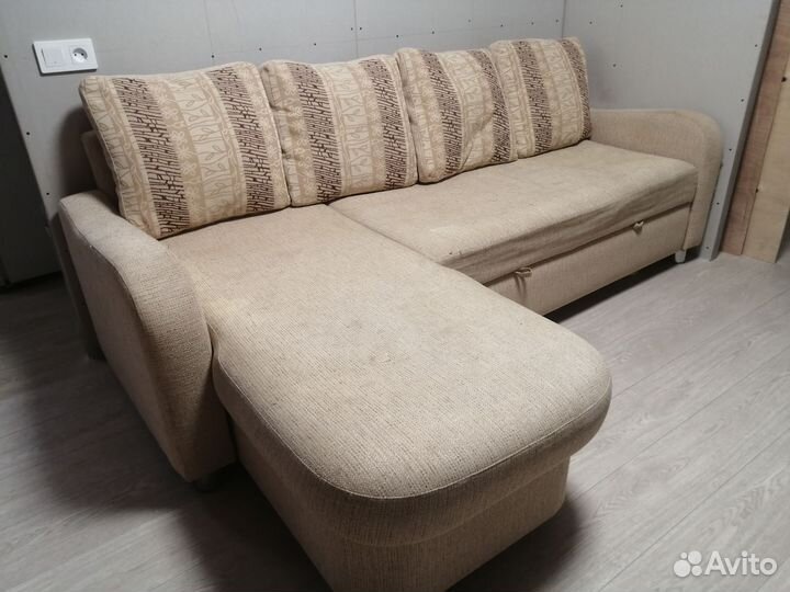 Угловой диван