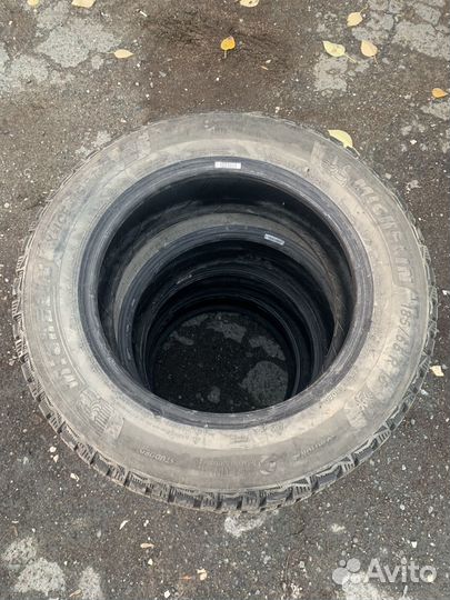 Michelin X-Ice North 4 185/65 R15