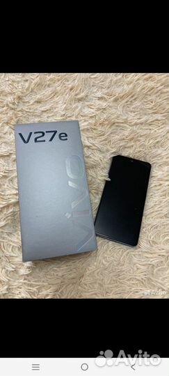 Мобильные телефоны