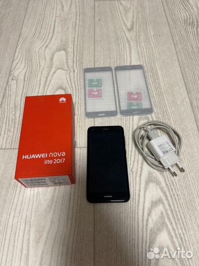 HUAWEI Nova Lite 2017, 2/16 ГБ