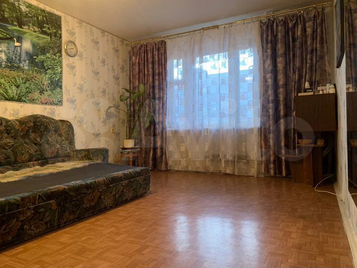 2-к. квартира, 56 м², 6/10 эт.