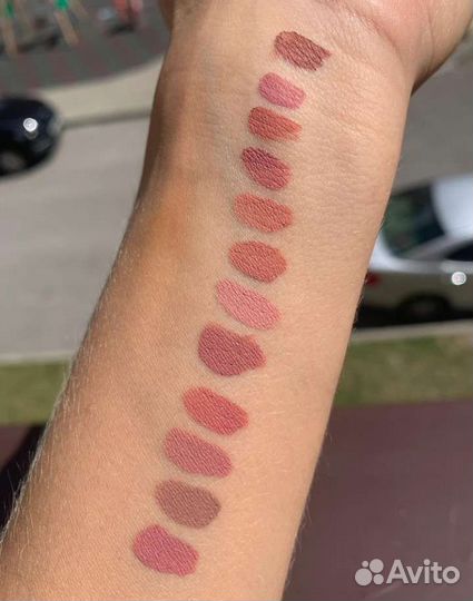 Карандаш и помада для губ