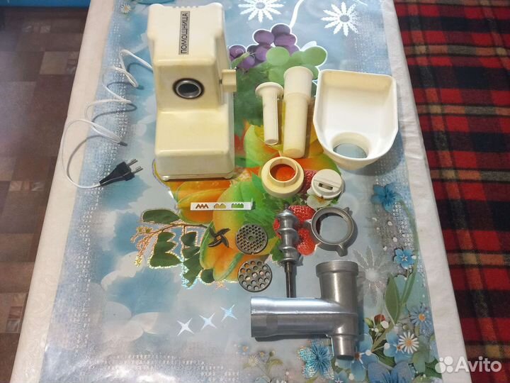 Мясорубка электрическая