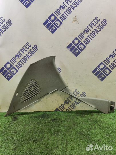 Обшивка стойки задняя левая Renault Symbol седан