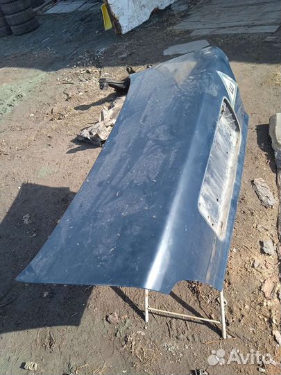 Крышка багажника Nissan Sunny Ниссан Санни