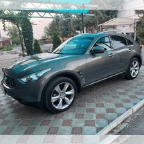 Infiniti FX35 3.5 AT, 2009, 181 000 км, с пробегом, цена 1 700 000 руб.