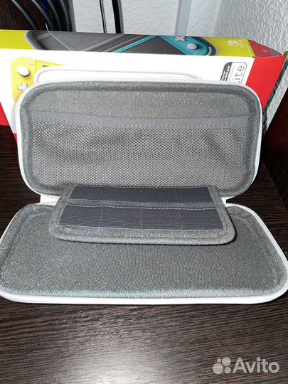 Оригинальный чехол Nintendo для Switch Lite новый