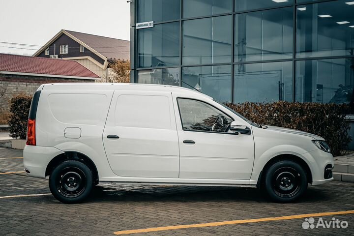 LADA Largus 1.6 МТ, 2024