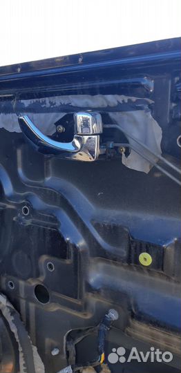 Ручка внутри Hyundai Terracan 826103B000