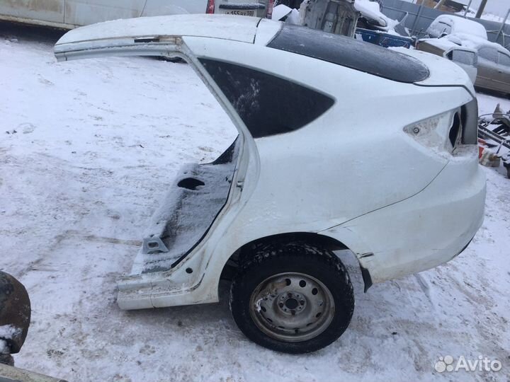 Задние крылья Лада гранта лифтбек