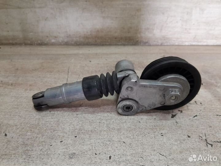 Натяжитель ремня Volkswagen Passat B5 рестайлинг (2000—2005)