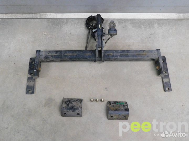 Б/У Б/У Сцепное устройство (фаркоп) PW9600R005