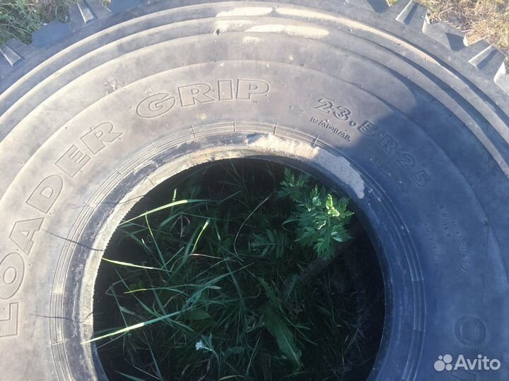 Шина 23.5 R25