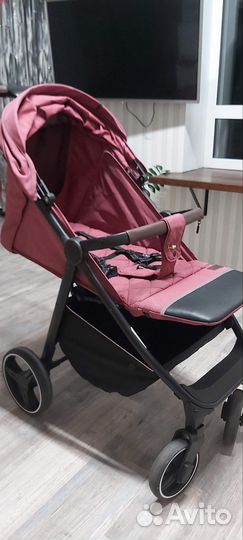 Прогулочная коляска carello bravo