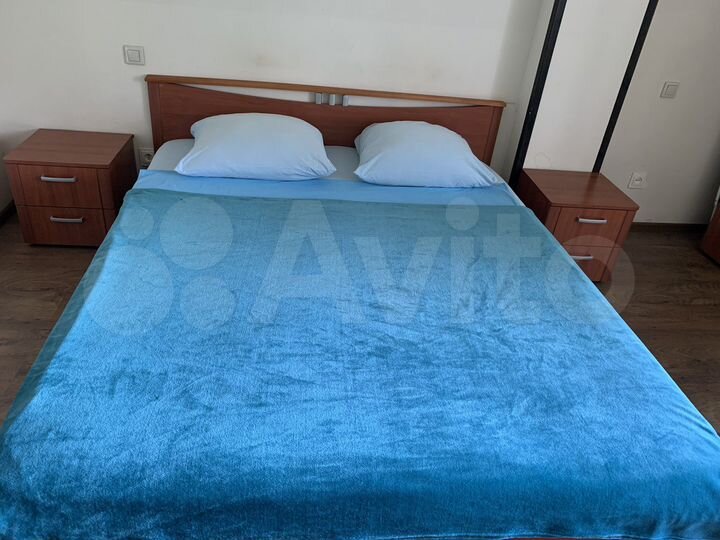 2-к. квартира, 55 м², 4/8 эт.