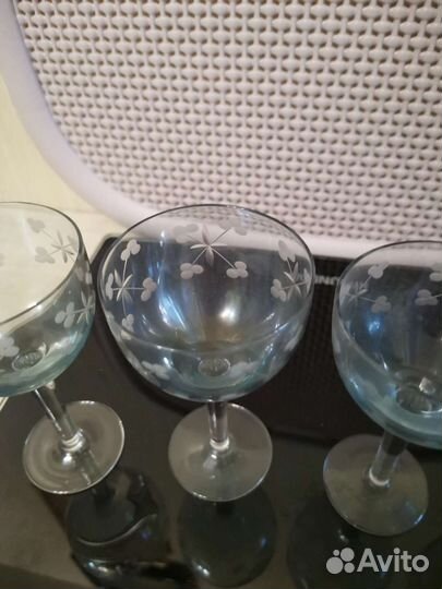 Рюмки из цветного стекла