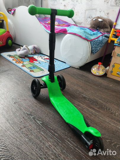 Самокат детский трехколесный бу
