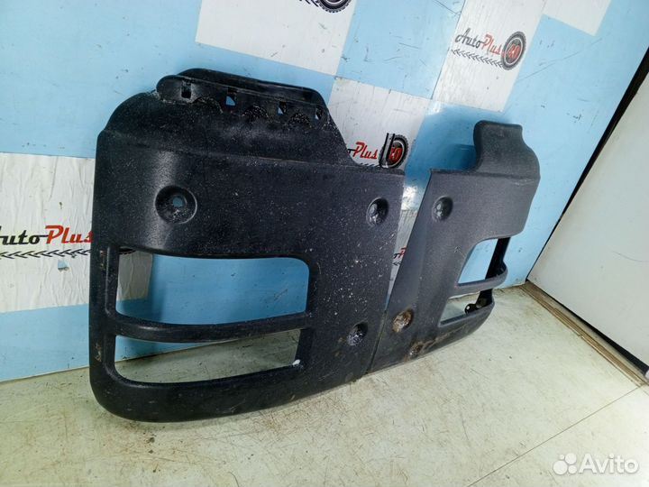 Угол бампера левый правый Sitrak C7H