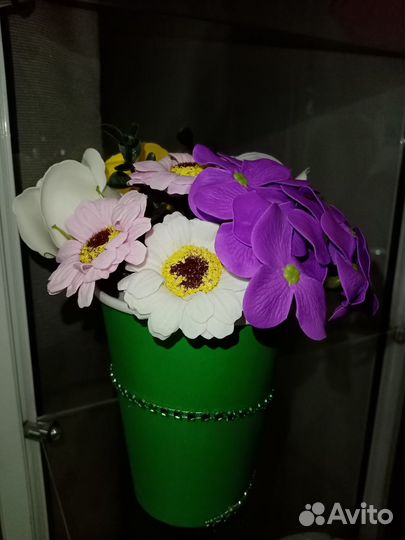 Композиции и букеты из мыльных роз