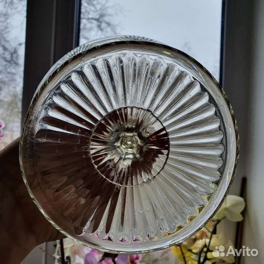 Ваза на ножке фруктовница