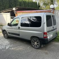 Citroen Berlingo 1.4 MT, 2006, битый, 337 000 км, с пробегом, цена 360 000 руб.