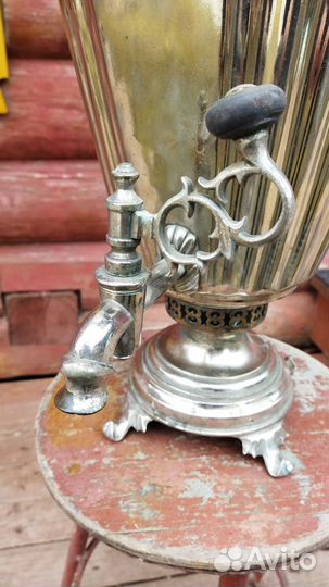 Самовар с императорскими медалями 19 века