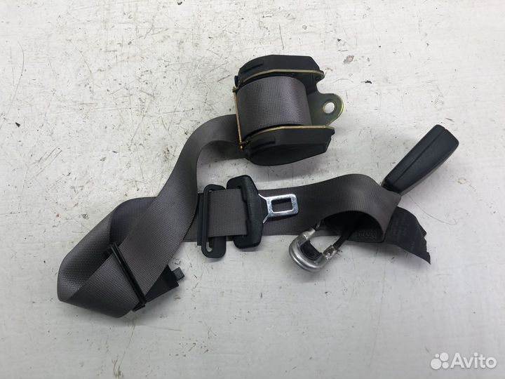 Ремень безопасности задний для Mercedes W210