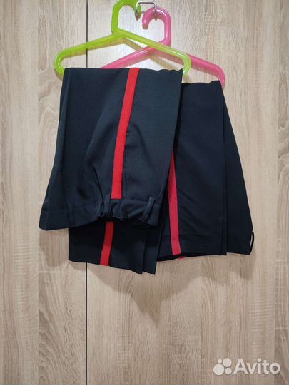 Кадетская форма для девочки 36-38рр., 1-3 класс