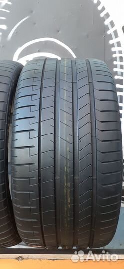 Pirelli P Zero PZ4 285/30 R21
