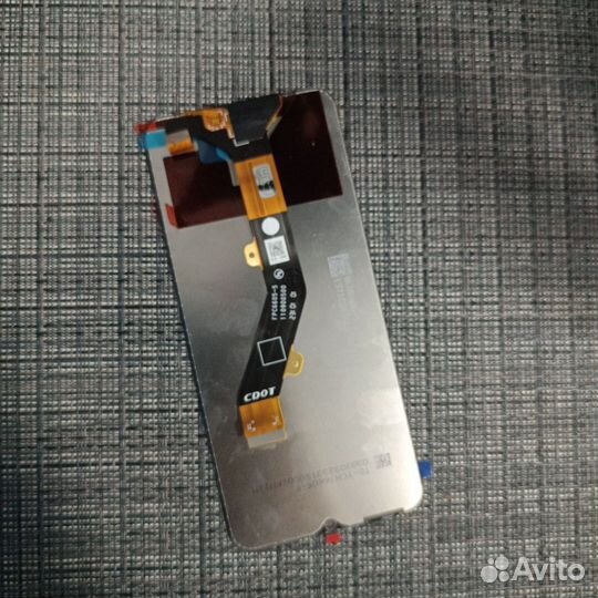 Дисплей на tecno spark 7