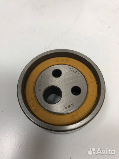 Натяжной ролик ремня грм omcar bt00981