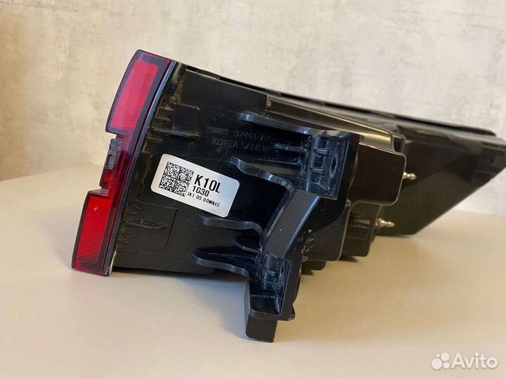 Genesis GV70 фонарь левый внешний