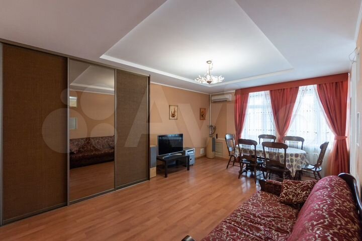 3-к. квартира, 115 м², 8/9 эт.