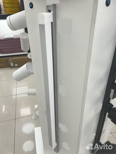 Трековый светодиодный светильник белый