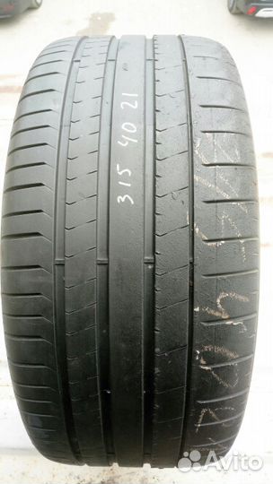 Pirelli P Zero PZ4 315/40 R21