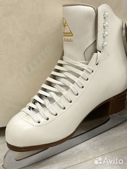 Фигурные коньки Jackson artiste р. 10 (41-42)