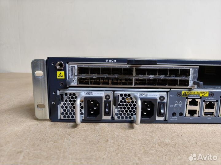 Маршрутизатор Juniper chas-MX5-T-S