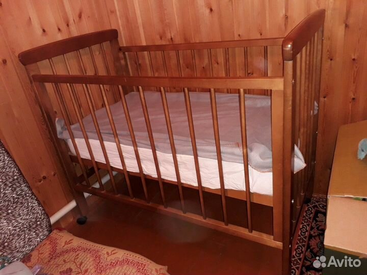 Кроватка детская