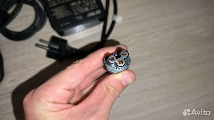 Зарядка для ноутбука Asus 19V 4.74A 90W