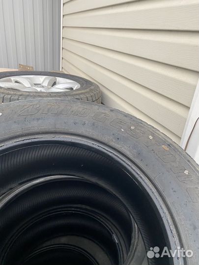 Bridgestone Dueler H/T 684II 265/60 R18