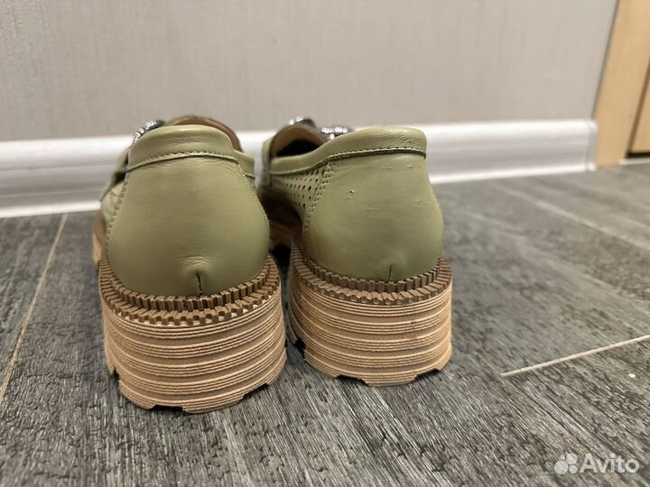 Лоферы женские 38 размер